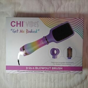 Vibes "Get Me Bodied" 3 in 1 Blowout Brush | New (box sealed)